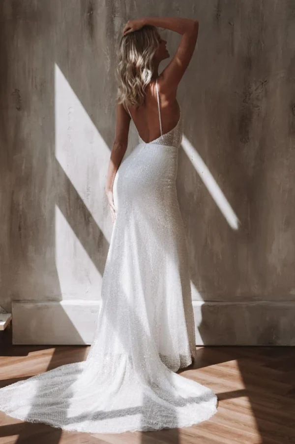 Mermaid Style Wedding Dress - Image 2