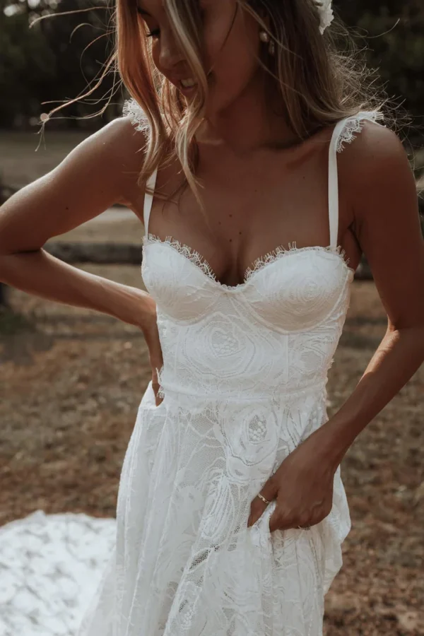 Outdoor Country Wedding Dress - Image 3