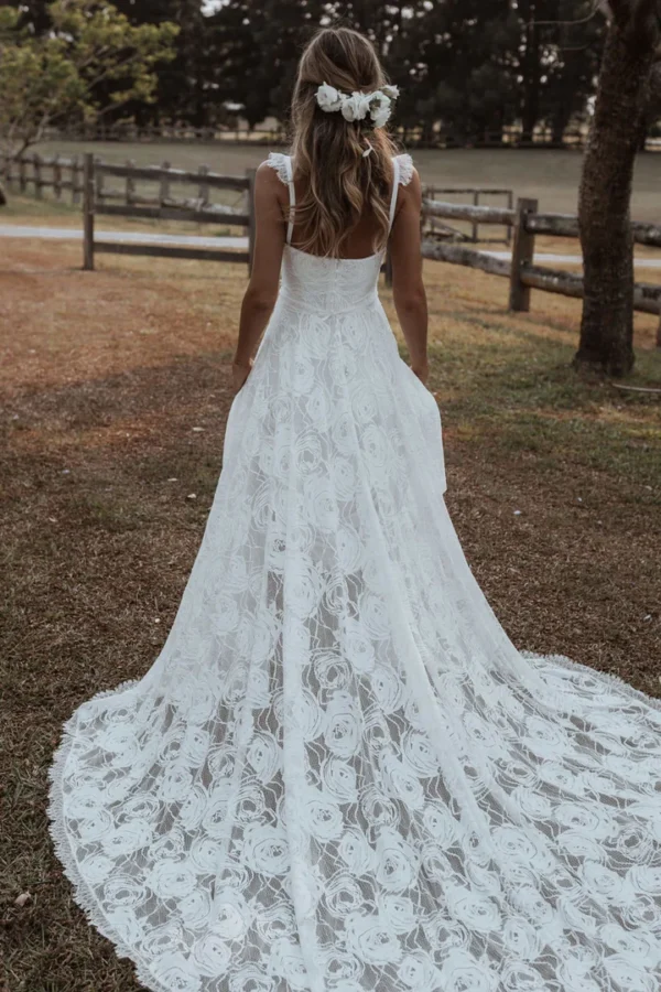 Outdoor Country Wedding Dress - Image 4