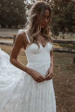 Outdoor Country Wedding Dress