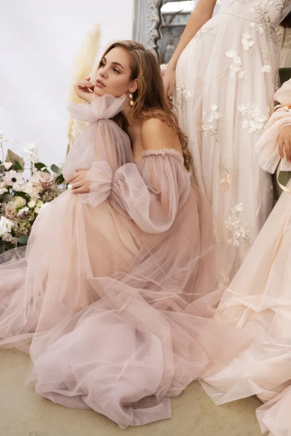 Country Vintage Wedding Dress