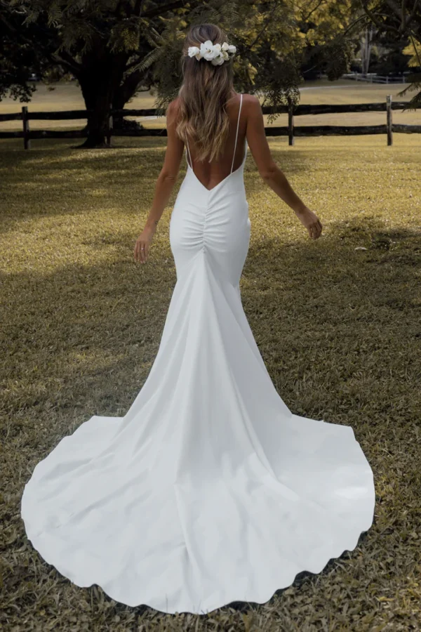 Mermaid and Trumpet Wedding Dress - Image 3