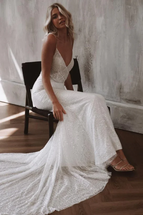 Mermaid Style Wedding Dress - Image 4