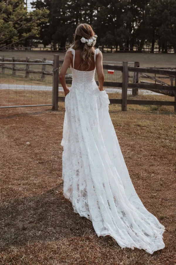 Outdoor Country Wedding Dress - Image 5