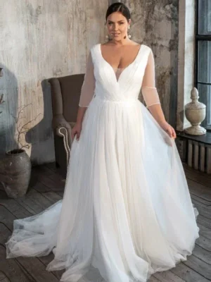 Plus Size Wedding Dress with Tulle