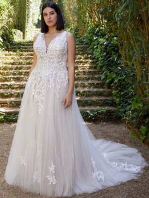 Elegant Plus Size Wedding Dress