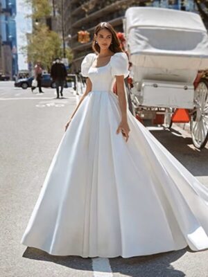 SoDigne Boho Satin A-Line Wedding Dress 2022 Elegant Short Puff Sleeves Square Neck Women Princess Bridal Gown Customized
