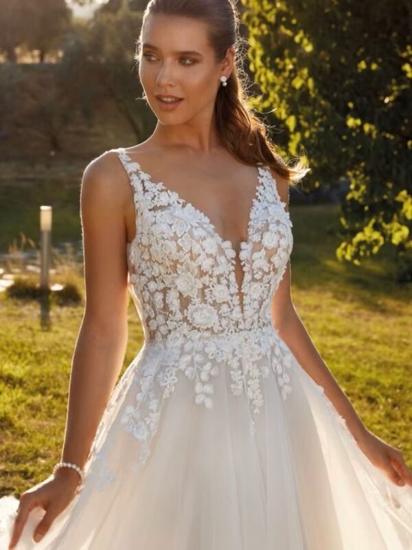 SoDigne Formal Princess Women Wedding Dresses Lace Flower A Line Bride Gowns Button Backless Bridal Dress For Wedding Customized 3 SoDigne Formal Princess Women Wedding Dresses Lace Flower A Line Bride Gowns Button Backless Bridal Dress For Wedding Customized - Image 3