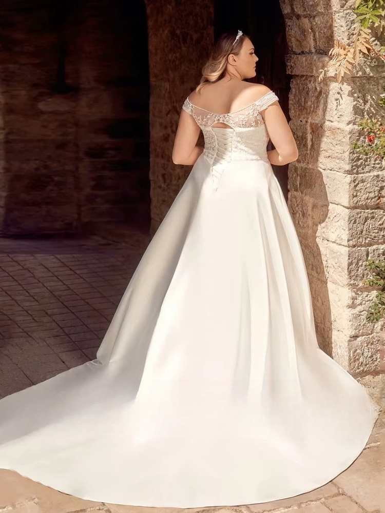 Classic Off the Shoulder Wedding Dresses Plus Size A-Line Bride Gowns Back Lace-up Appliques Sweep Train Satin Robe De Mariee 2 Classic Off the Shoulder Wedding Dresses Plus Size A-Line Bride Gowns Back Lace-up Appliques Sweep Train Satin Robe De Mariee - Image 2