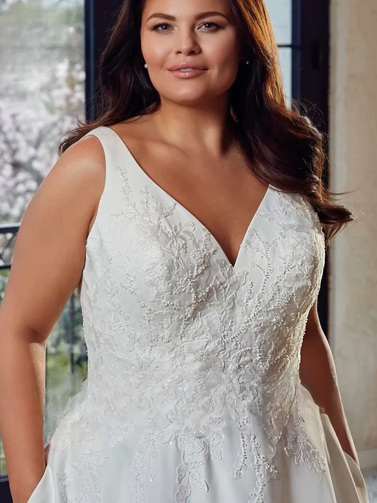 Classic V Neck Wedding Dresses Plus Size A-Line Bride Gowns Appliques Sleeveless Back Button Sweep Train Vestido De PSL980021 3 Classic V Neck Wedding Dresses Plus Size A-Line Bride Gowns Appliques Sleeveless Back Button Sweep Train Vestido De PSL980021 - Image 3