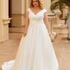 Elegant Wedding Dress For Women Plus Size Satin V-Neck Off The Shoulder Bride Gown Lace Up Sweep Train A-Line Robe De Mariée