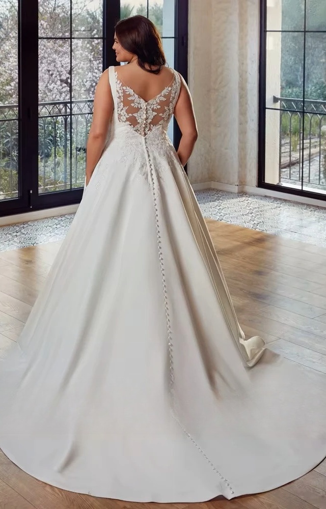 Classic V Neck Wedding Dresses Plus Size A-Line Bride Gowns Appliques Sleeveless Back Button Sweep Train Vestido De PSL980021 2 Classic V Neck Wedding Dresses Plus Size A-Line Bride Gowns Appliques Sleeveless Back Button Sweep Train Vestido De PSL980021 - Image 2