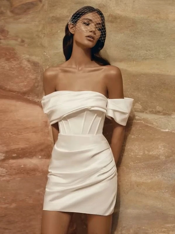 Exquisite Mermaid Wedding Dresses Strapless Pleat Off Shoulder Mini Bride Dresses Sexy Backless Detachable Train Customized 2025 2 Exquisite Mermaid Wedding Dresses Strapless Pleat Off Shoulder Mini Bride Dresses Sexy Backless Detachable Train Customized 2025 - Image 2