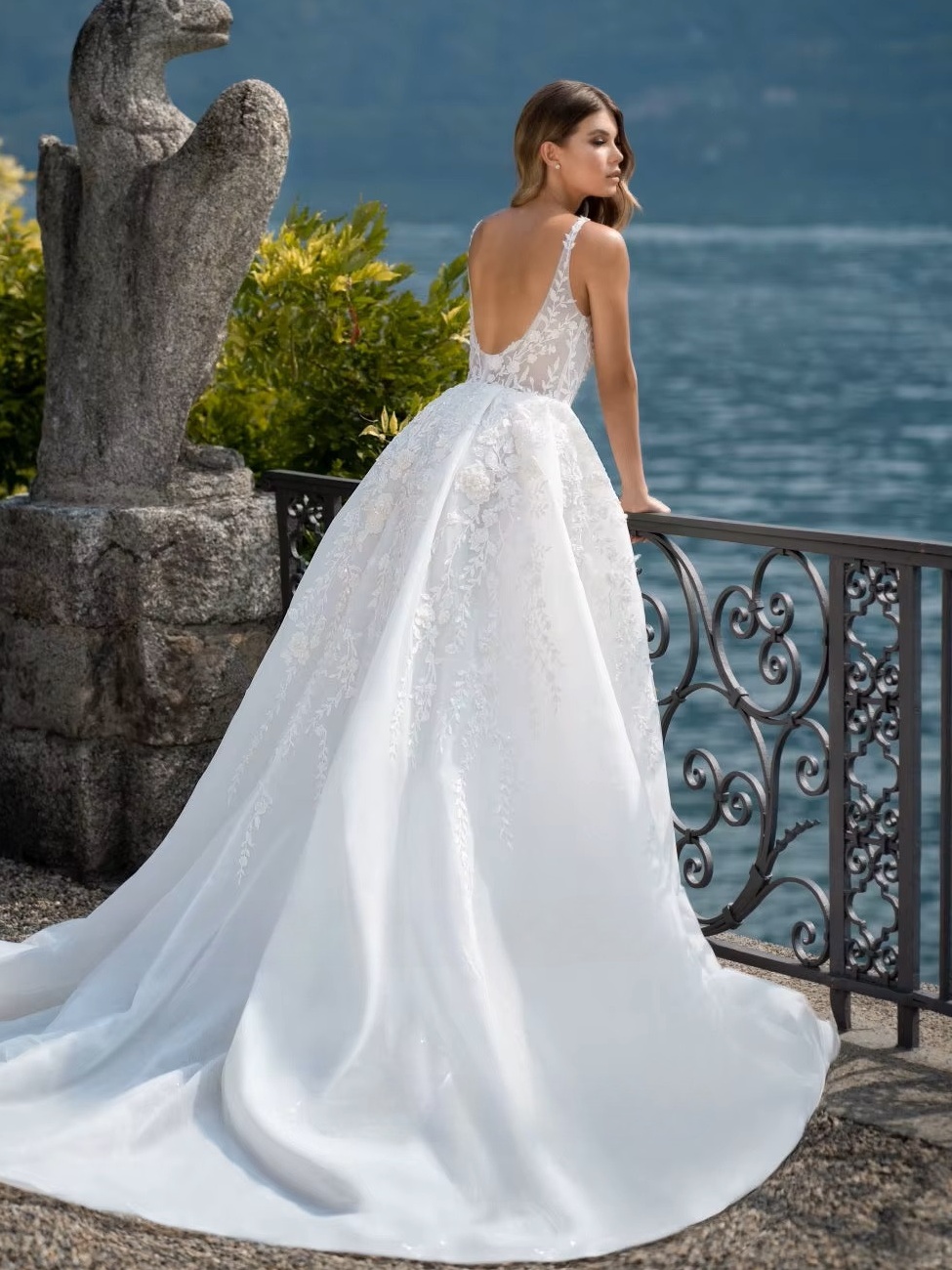 SoDigne Luxury A-line Wedding Dresses Square Collar Sleeveless Bridal Gown Beach Backless Appliques Tulle Split Bridal Dress 2 SoDigne Luxury A-line Wedding Dresses Square Collar Sleeveless Bridal Gown Beach Backless Appliques Tulle Split Bridal Dress - Image 2