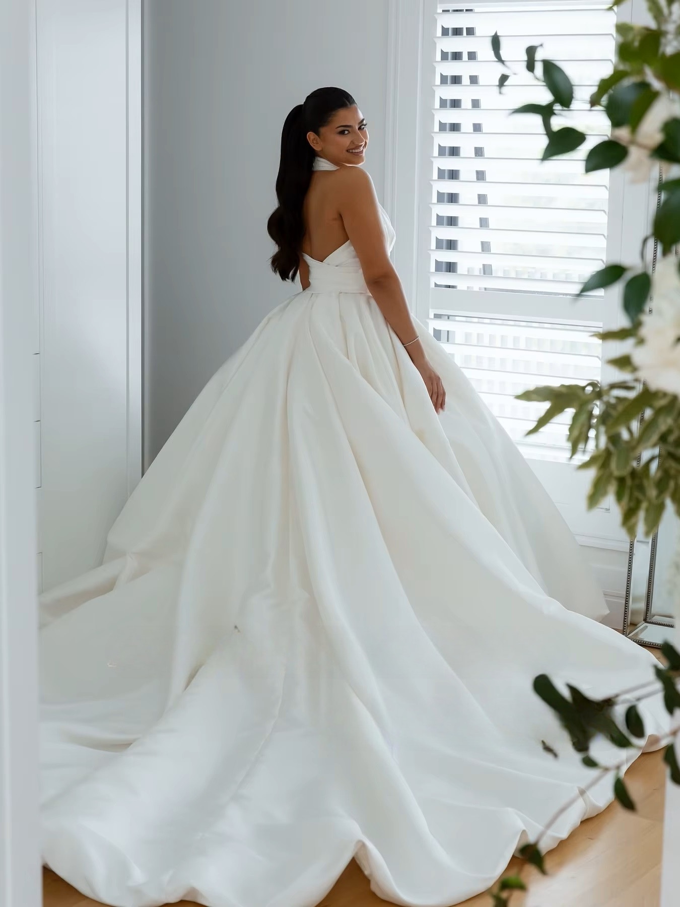 SoDigne A-line Satin Simple Wedding Dresses Sleeveless Halter Bridal Dress Long Wedding Gown Robe De Mairee Customized 2 SoDigne A-line Satin Simple Wedding Dresses Sleeveless Halter Bridal Dress Long Wedding Gown Robe De Mairee Customized - Image 2